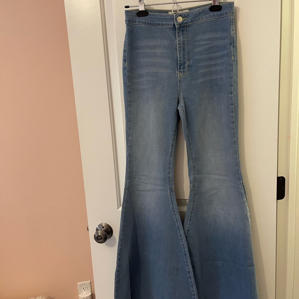 Free People flare jeans size 27 - Picture 2 of 3